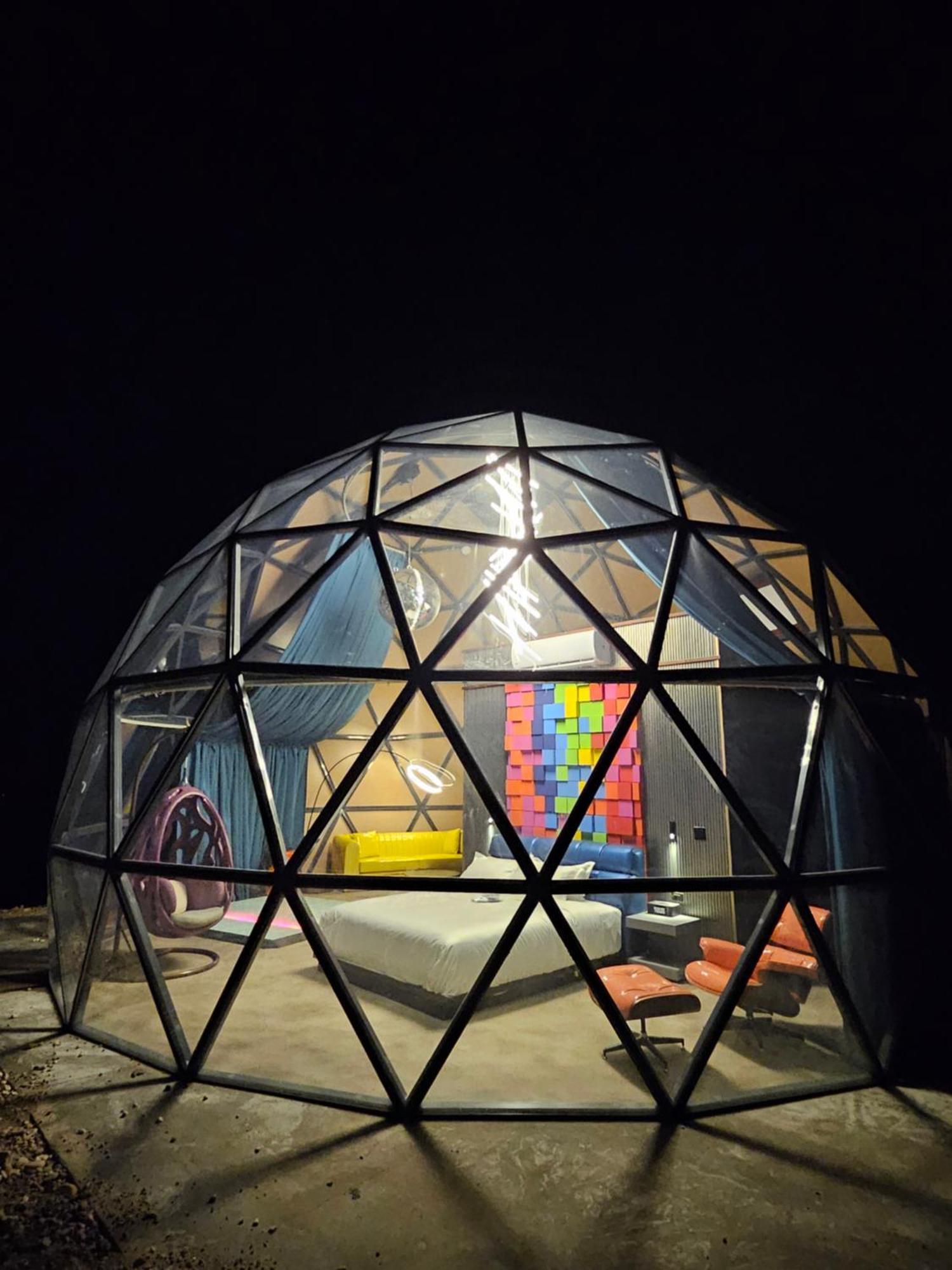 Clear Sky Resorts - Bryce Canyon - Unique Stargazing Domes Cannonville Esterno foto