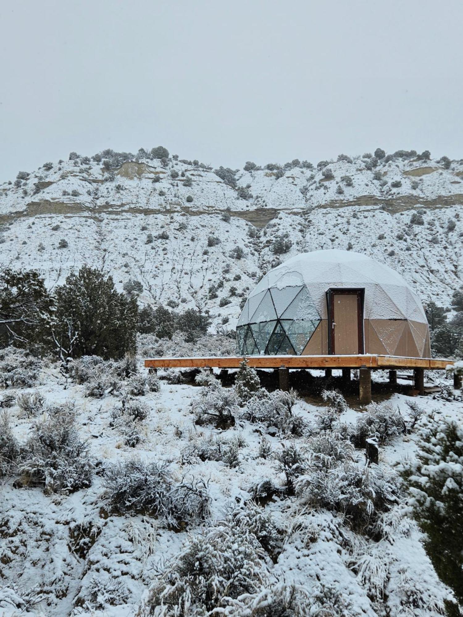 Clear Sky Resorts - Bryce Canyon - Unique Stargazing Domes Cannonville Esterno foto
