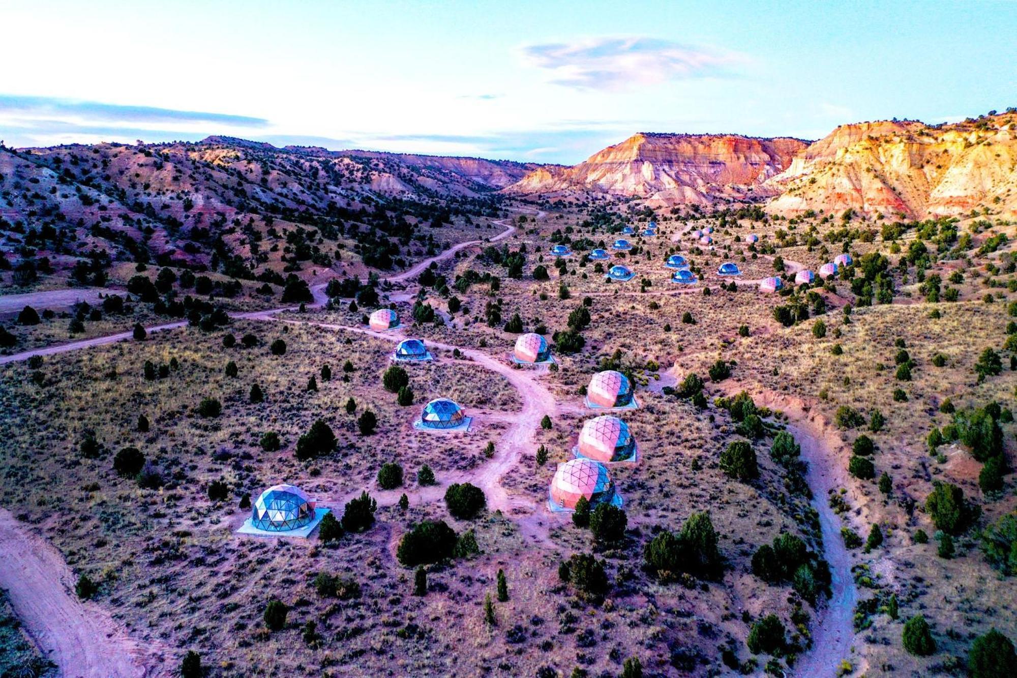 Clear Sky Resorts - Bryce Canyon - Unique Stargazing Domes Cannonville Esterno foto